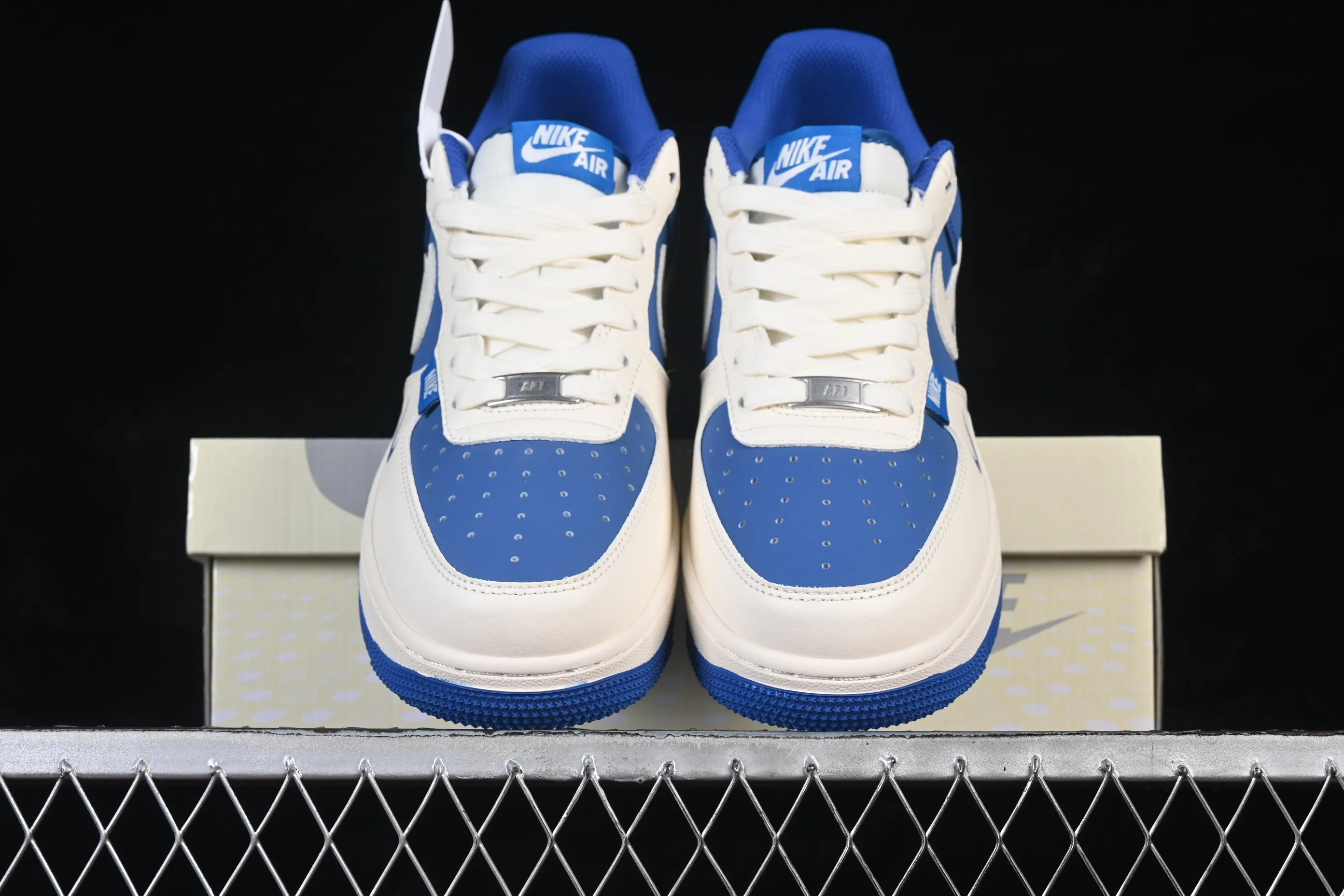 All categories Nk Air Force 1 Air Force series Nk Air Force 1 Low Air Force low-top Nike Air Force 1'07 Low joint white and blue Air Force 1 low-top casual sneakers XD9314-612